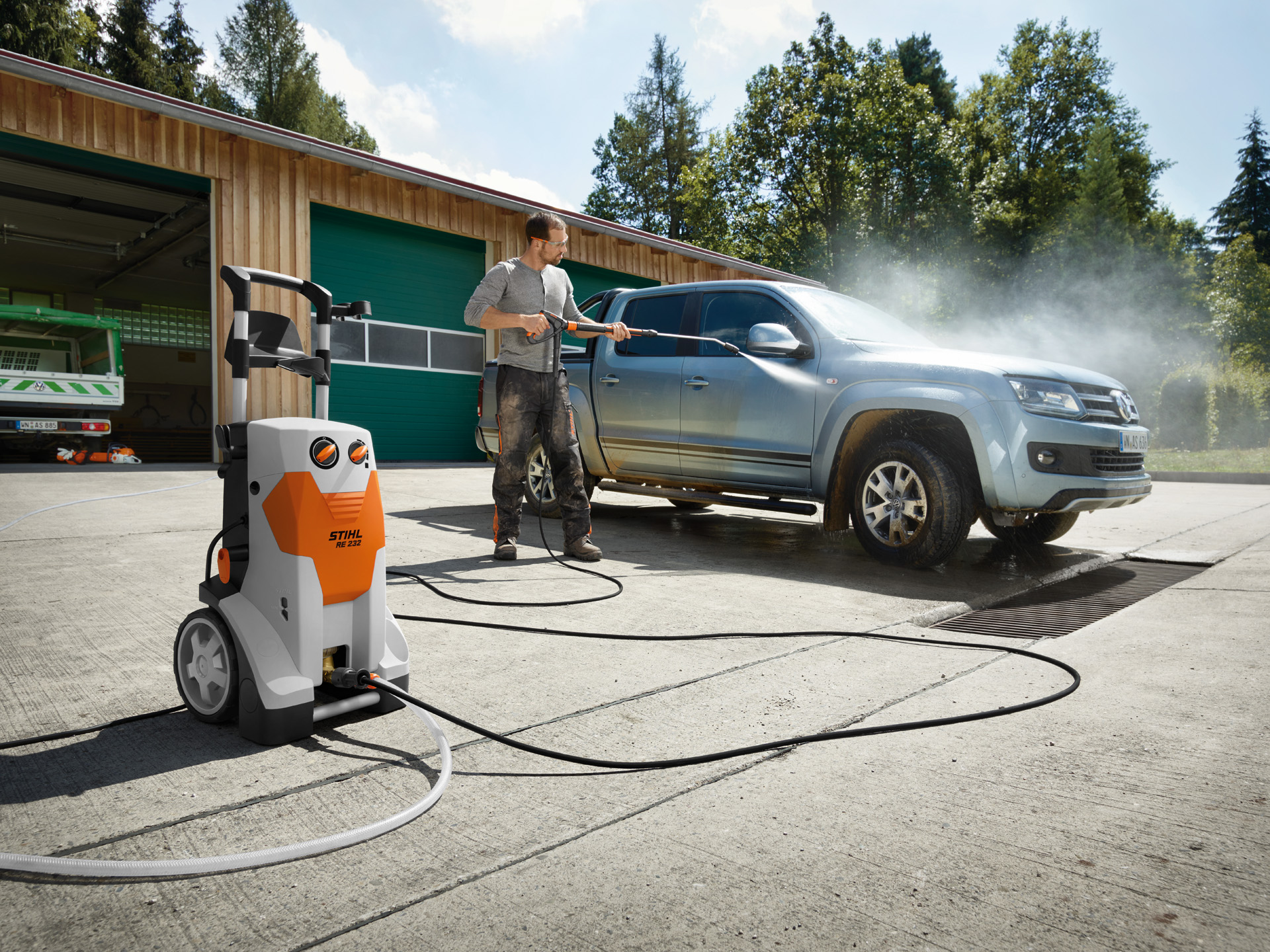 RE 232 Electric Pressure Washer